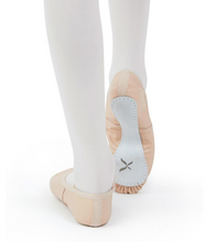 Load image into Gallery viewer, Daisy