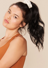 Load image into Gallery viewer, Scrunchie