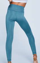 Load image into Gallery viewer, Studio Leggings