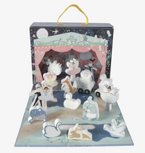 Load image into Gallery viewer, Wooden Piece Play Box