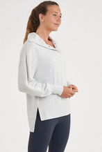 Load image into Gallery viewer, Snap Oversized Pullover
