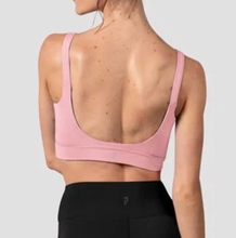 Load image into Gallery viewer, Vivian Twist Front Crop Top
