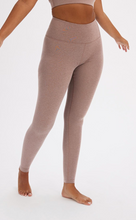 Load image into Gallery viewer, FLOAT 7/8 Seamless High Rise Legging
